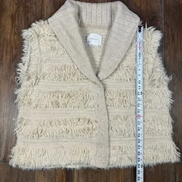 Anthropologie Cream Shaggy Sweater Vest size 1X/2X snap button closure 25% wool - Picture 4 of 16